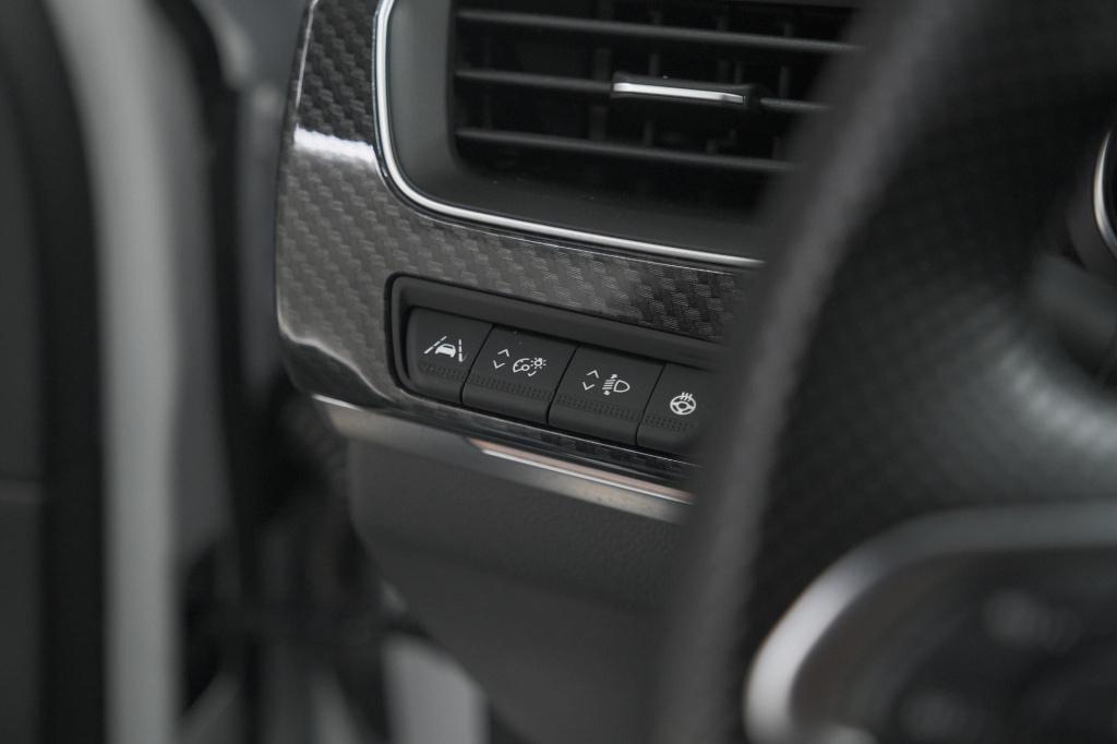 Renault Arkana 1.3 tce 140 edc rs line | camera | cruise control adaptief |