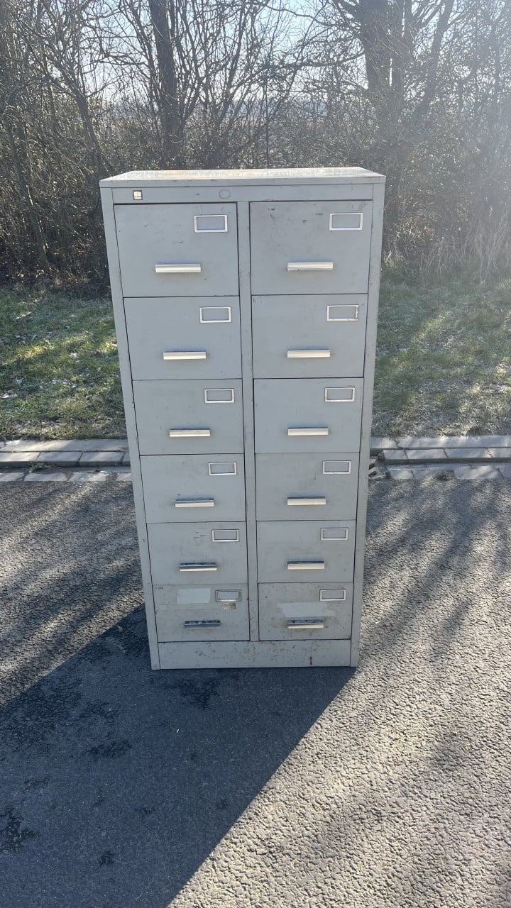 Vintage ladekast industriële ladekast staalmeubel