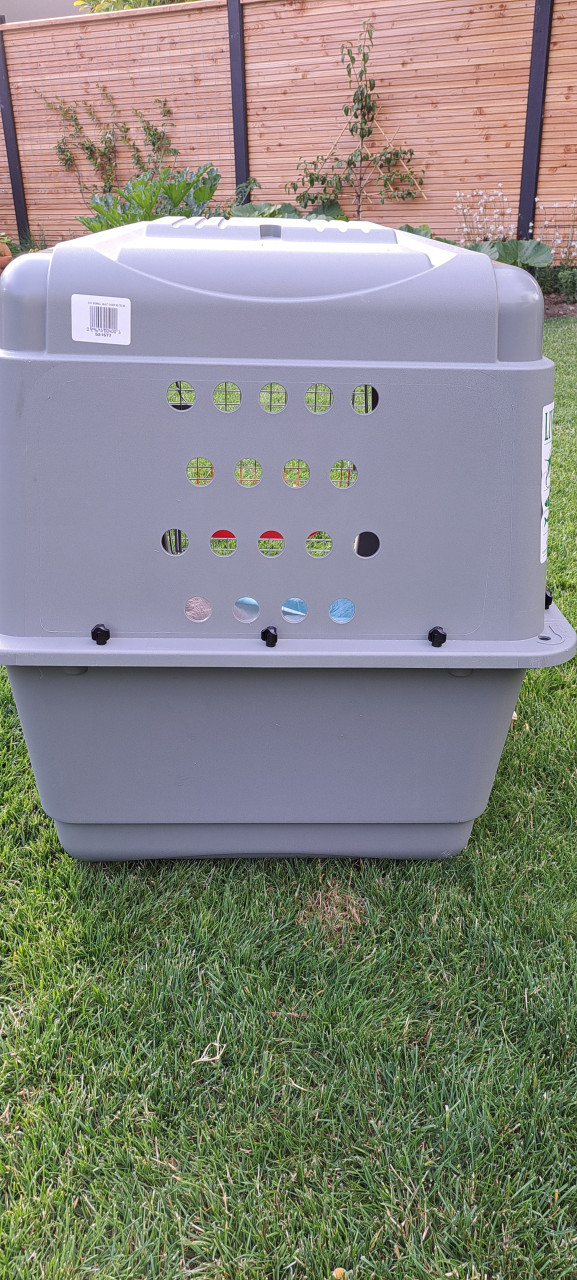 Transportbox / Sky kennel  (voor hond of kat)