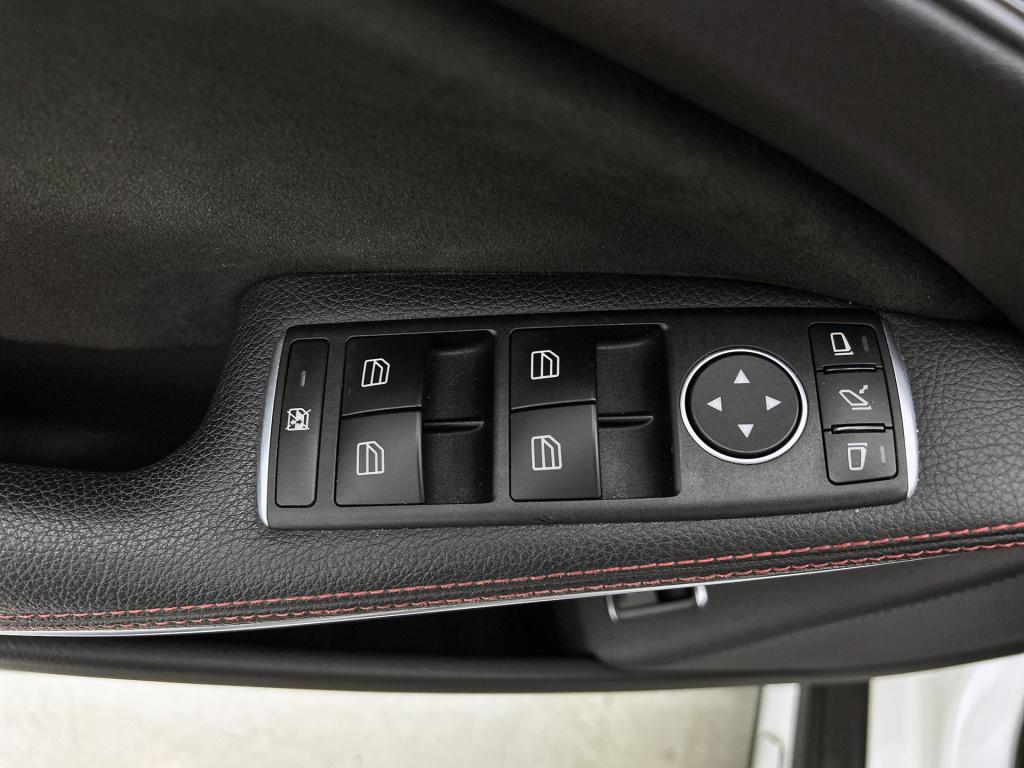 Mercedes-Benz Gla-klasse 180 business solution amg | achteruitrijcamera | t