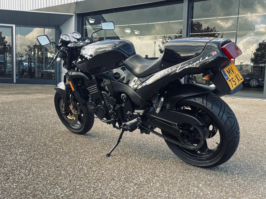 Triumph Speed Triple t300