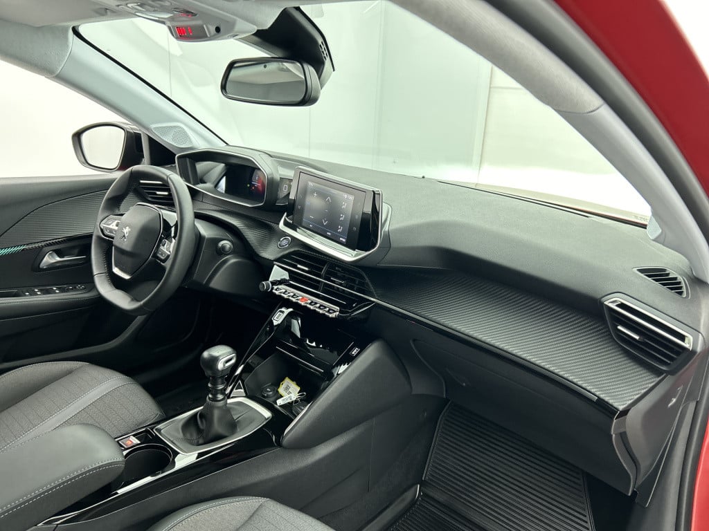 Peugeot 208 100 pk allure pack | rijklaar | camera achter | keyless | 3d co