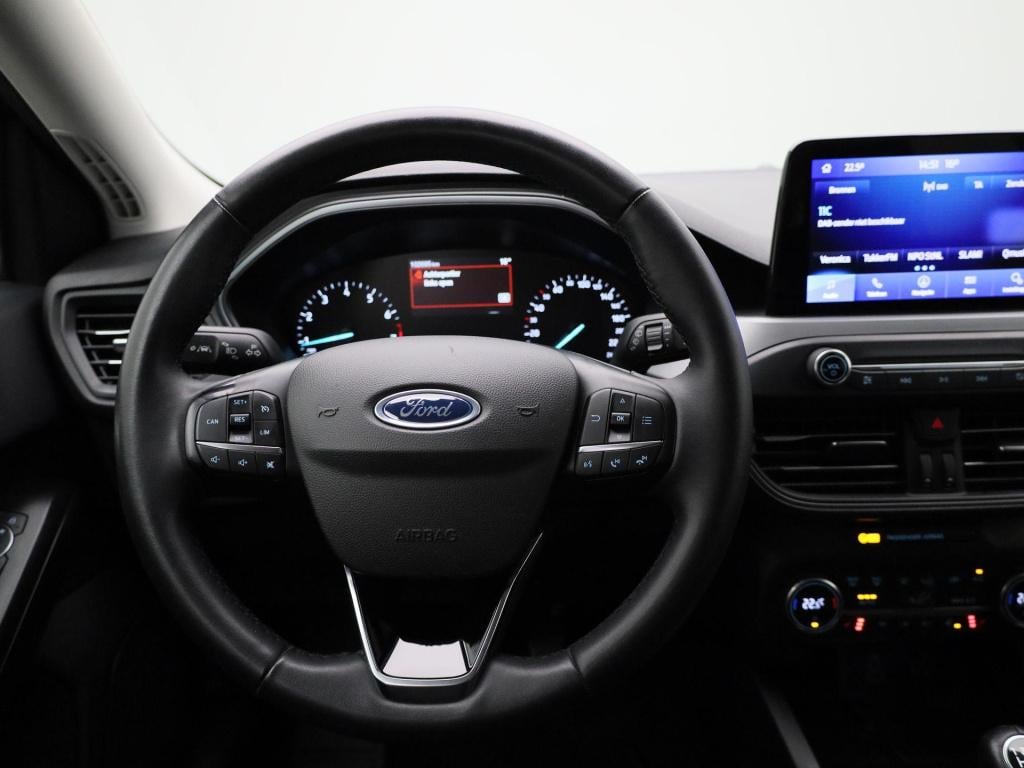 Ford Focus wagon 1.0 ecoboost hybrid titanium style | navigatie | winterpac