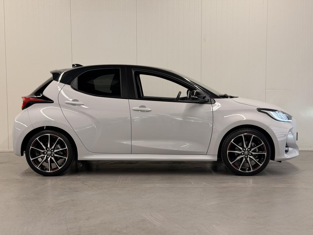Toyota Yaris 1.5 hybrid gr sport