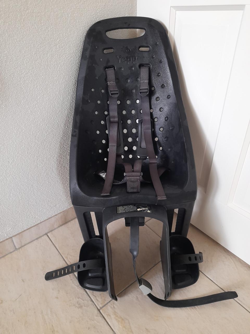 Thule yepp maxi easyfit achterzitje (in goede nette staat)