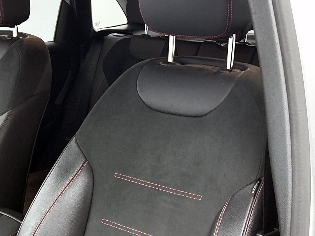 Mercedes-Benz B-Klasse 200 business solution amg | wegklapbare trekhaak | s