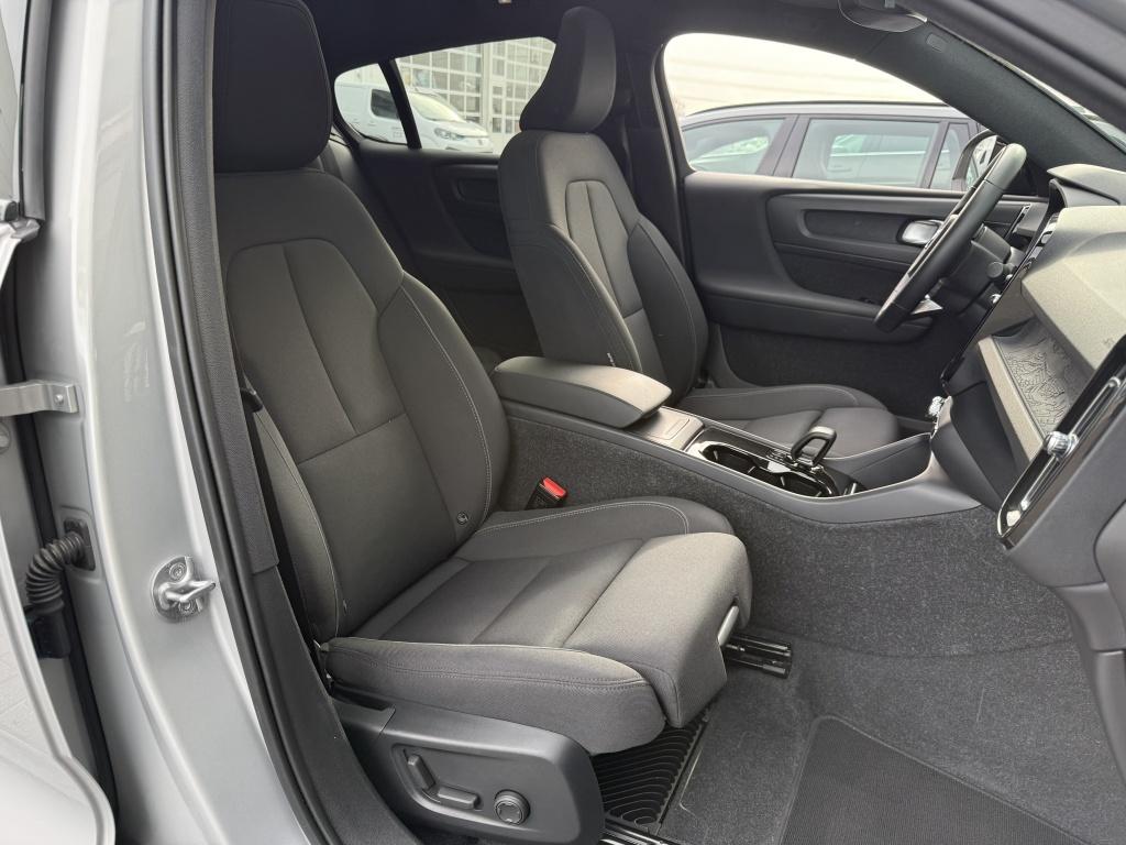 Volvo C40 recharge twin pro 408pk| panodak| 360camea| h&k sound