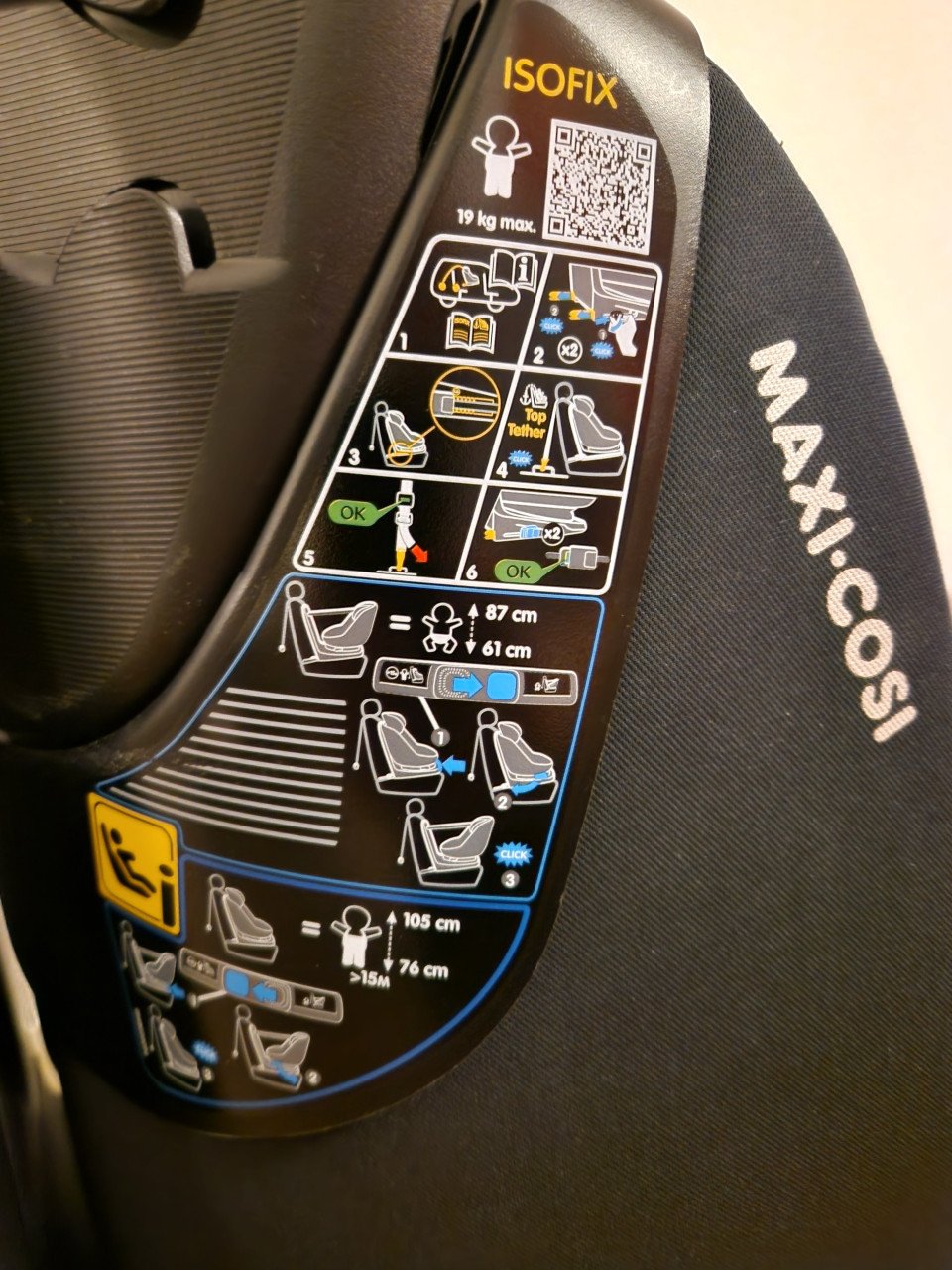 Maxi Cosi Axxisfix I-size 2024. Draaibare autostoel.