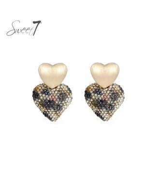 Oorbellen met gekleurde strass steentjes en een goudkleurig hart