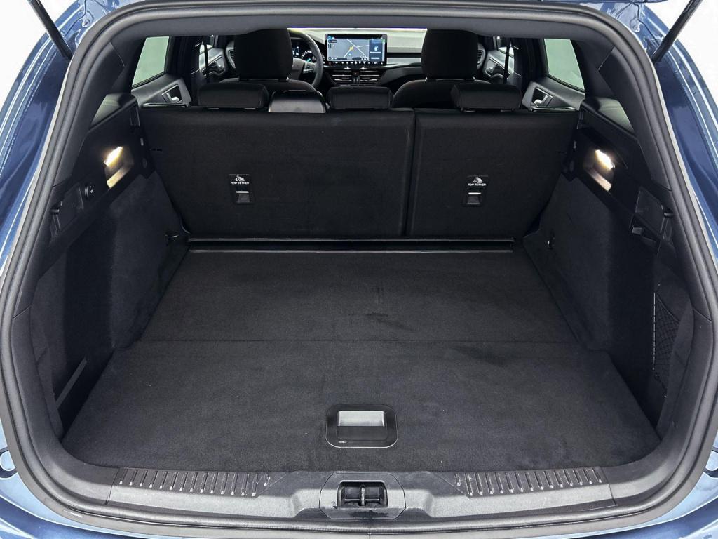 Ford Focus wagon 1.0 ecoboost hybrid st-line | automaat | climate control |