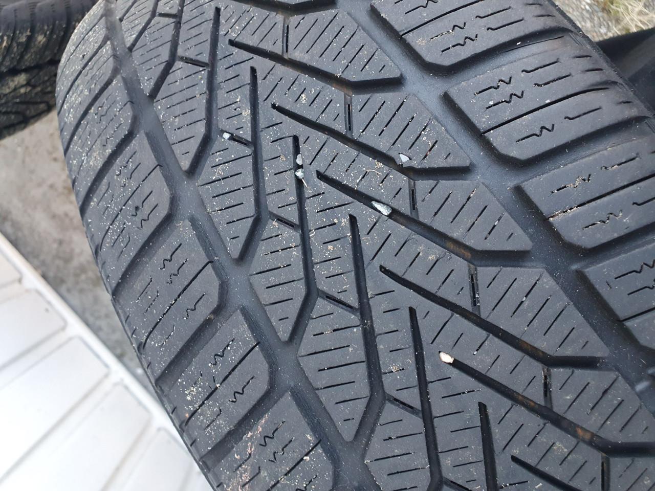 Winterbanden op lichtmetalen velg 205/55 R16