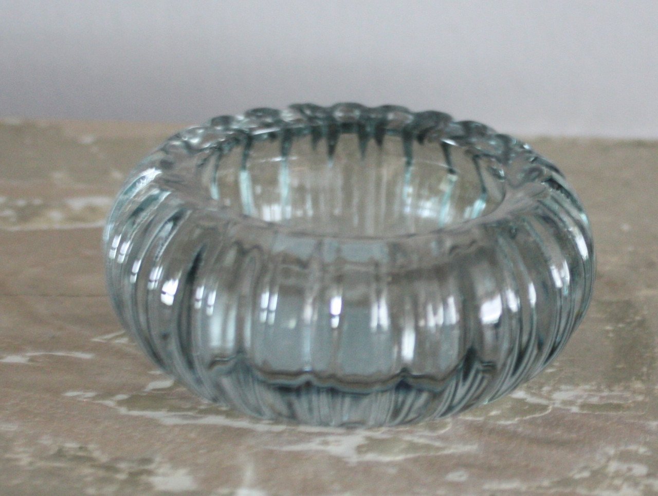Lichtblauw transparent theelicht