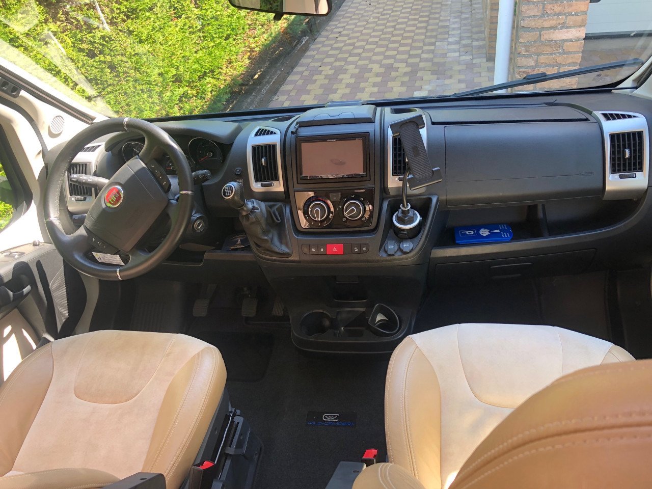 Burstner Camper Ixeo 725 luxe editie 30.