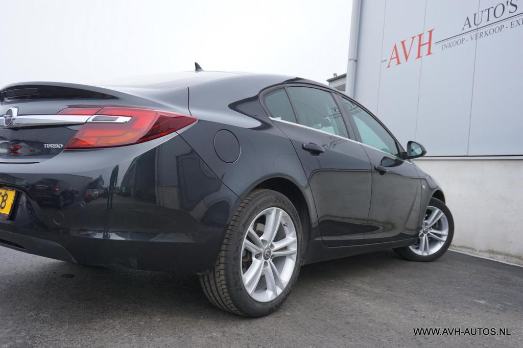 Opel Insignia 1.6 turbo edition automaat