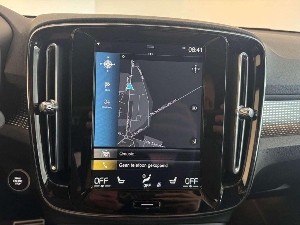 Volvo XC40 1.5 t4 recharge r-design expression