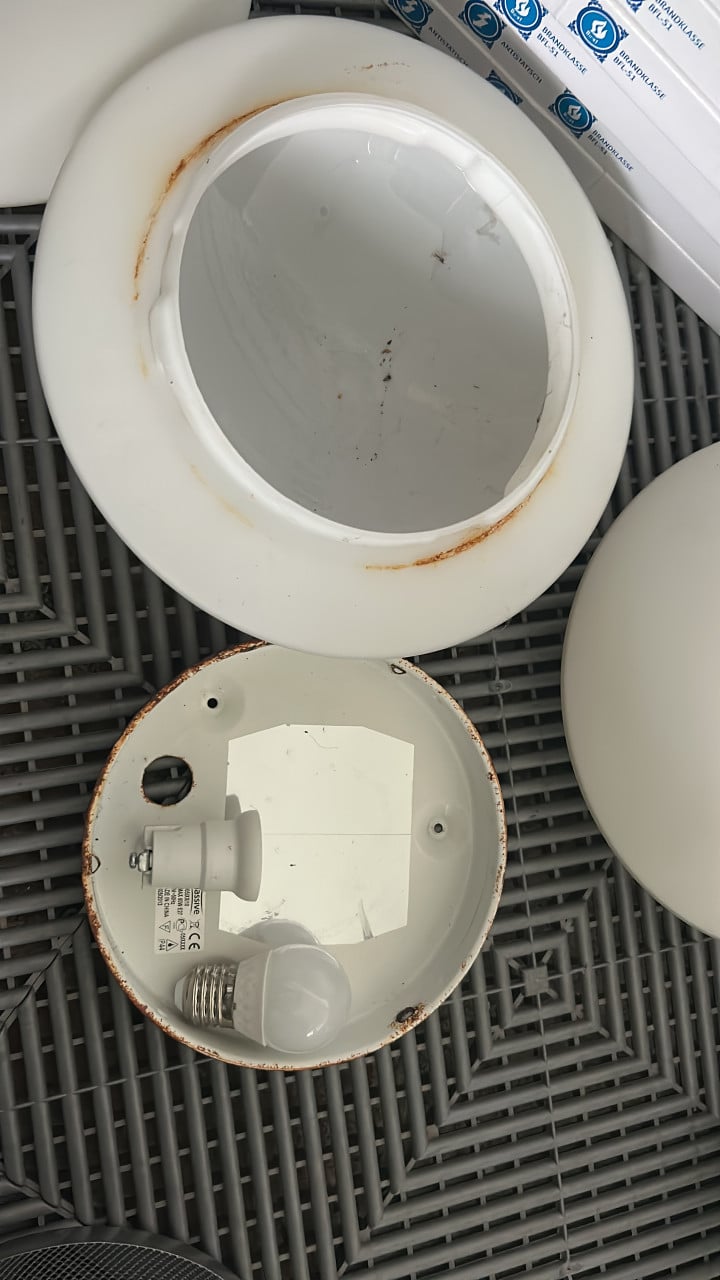 Massive lampen – 4 stuks