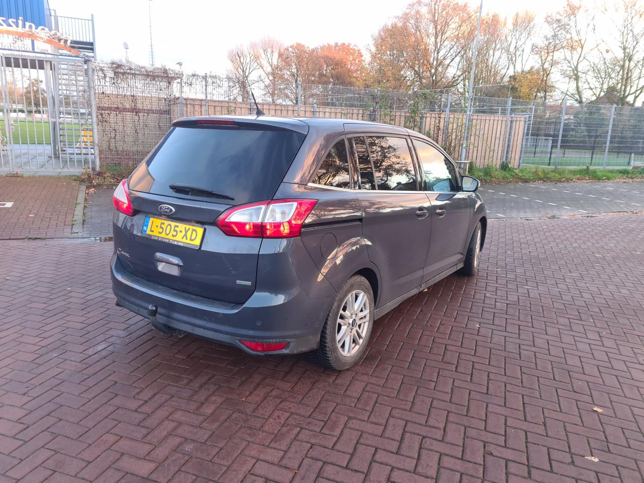 Ford Grand Cmax 7 persoons auto cruise trekhaak airco