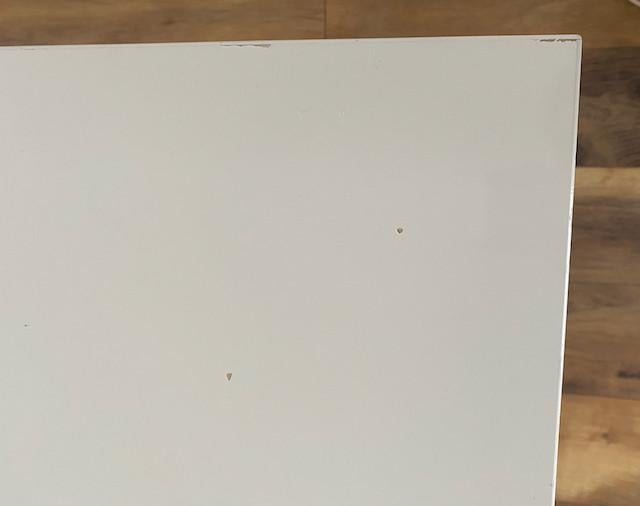 Witte tafel TORESUND van IKEA