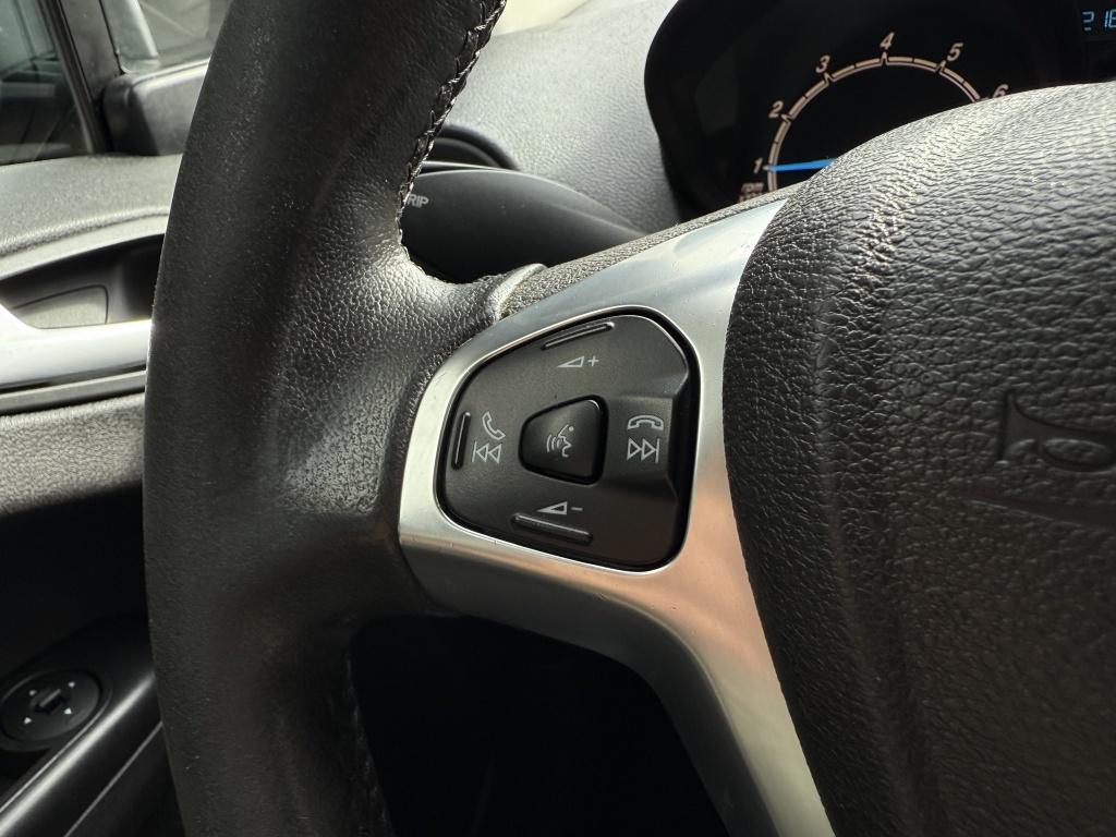 Ford Tourneo Courier 1.0 titanium