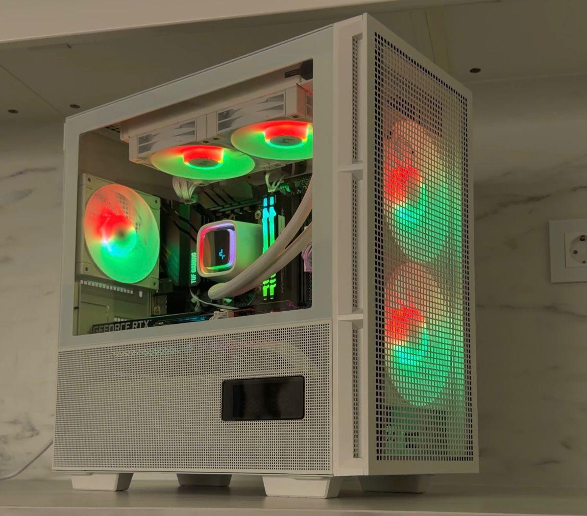 Witte Game PC – ROG Strix RGB 12G & Ryzen power, 16GB RAM - EyeCatcher!