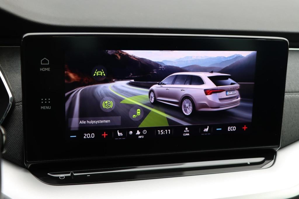 Skoda Octavia combi 1.4 tsi iv style 204pk dsg6 panorama dak | keyless | me