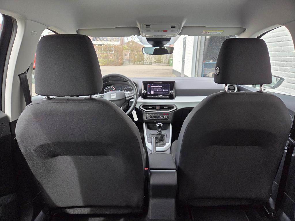 Seat Arona 1.0 tsi style | carplay | climate control | park. sens.