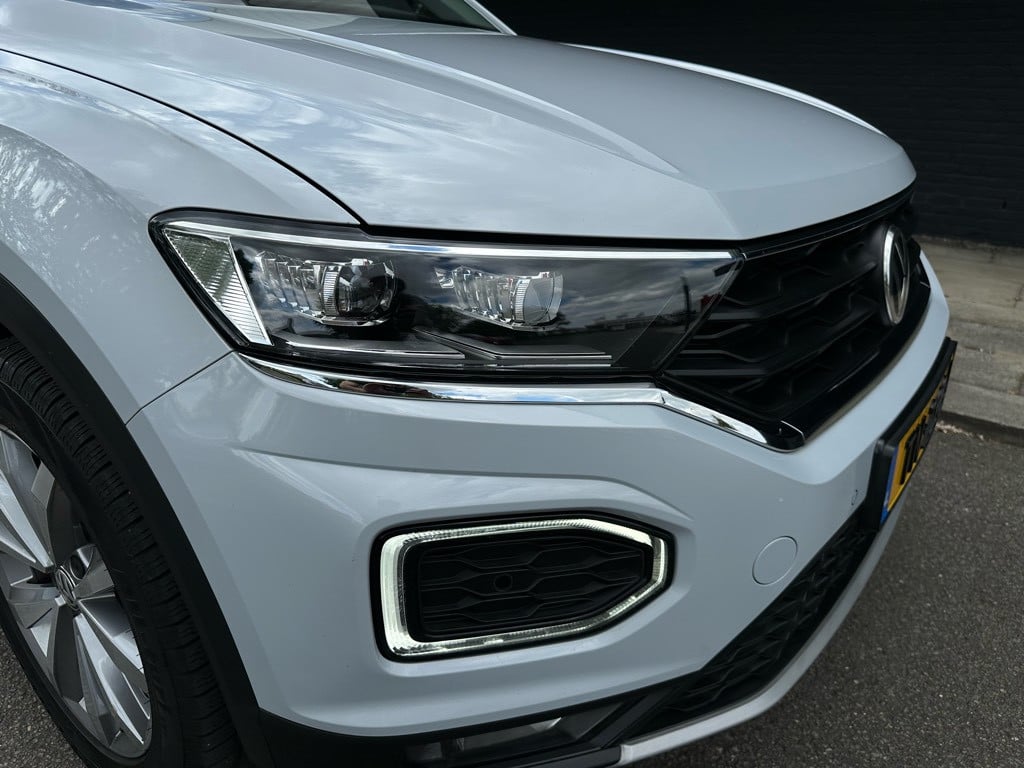 Volkswagen T-roc 1.0 tsi style // led koplampen // trekhaak //