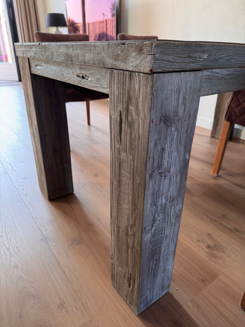 Mooie robuuste eettafel