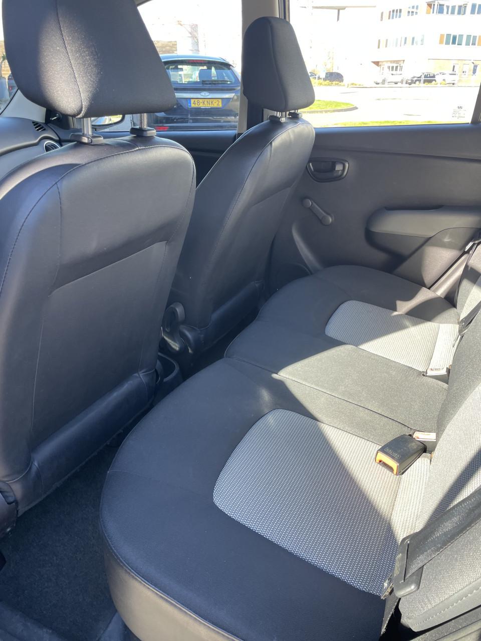 Hyundai i10 1.1 I 5DR 2008 Zwart | 69.646 NAP | NIEUWE APK!