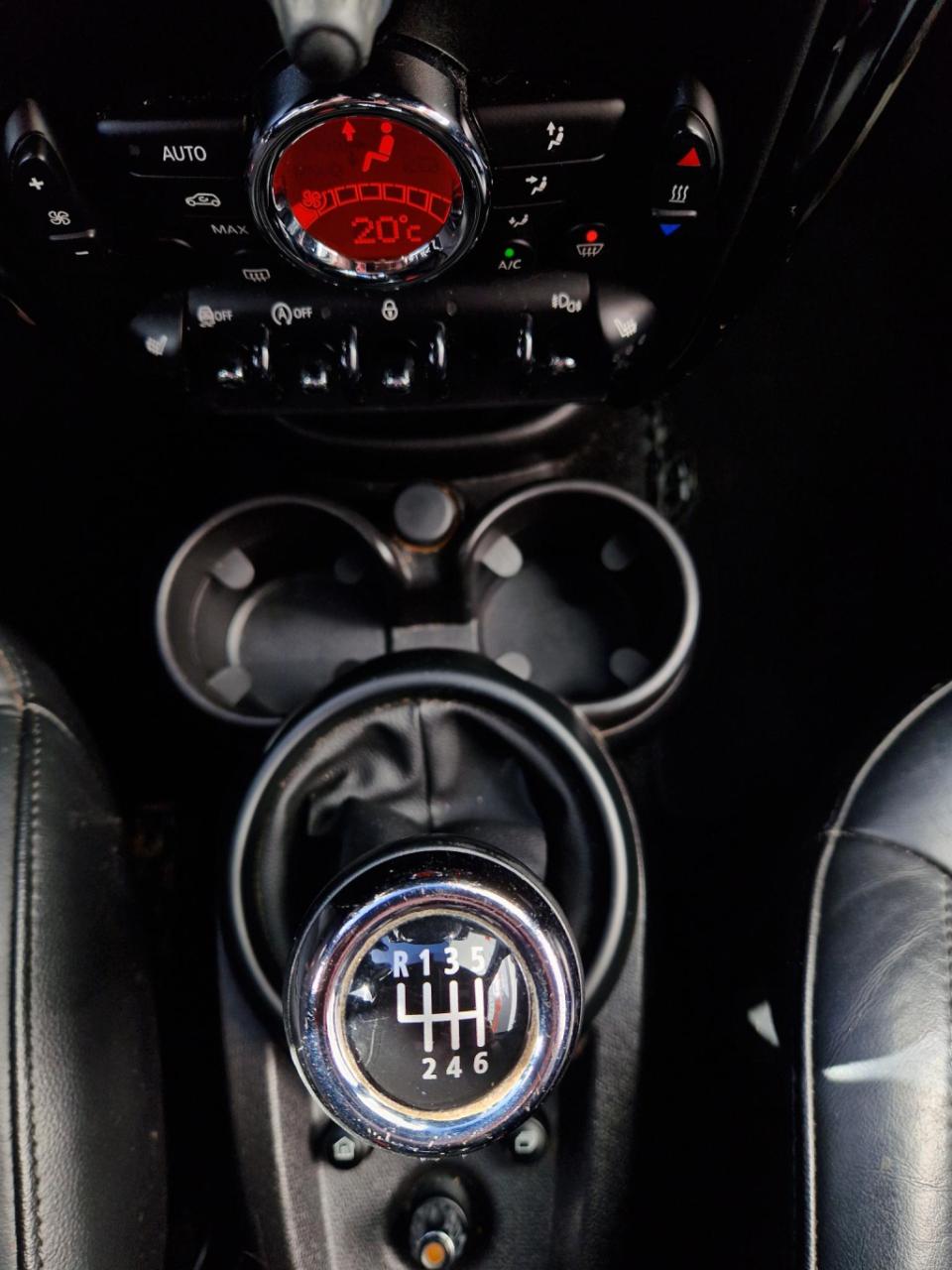 Mini Countryman mini 1.6 cooper knockout edition