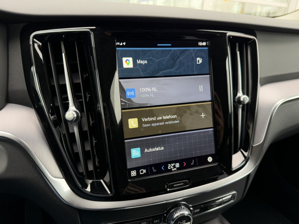 Volvo V60 b3 aut7 163pk essential ed| adap.cruise| camera| stoel.verw