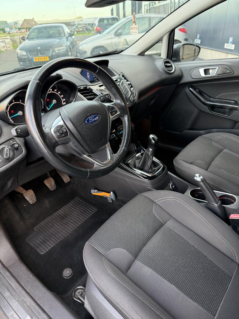 Ford Fiesta 1.0 - titanium