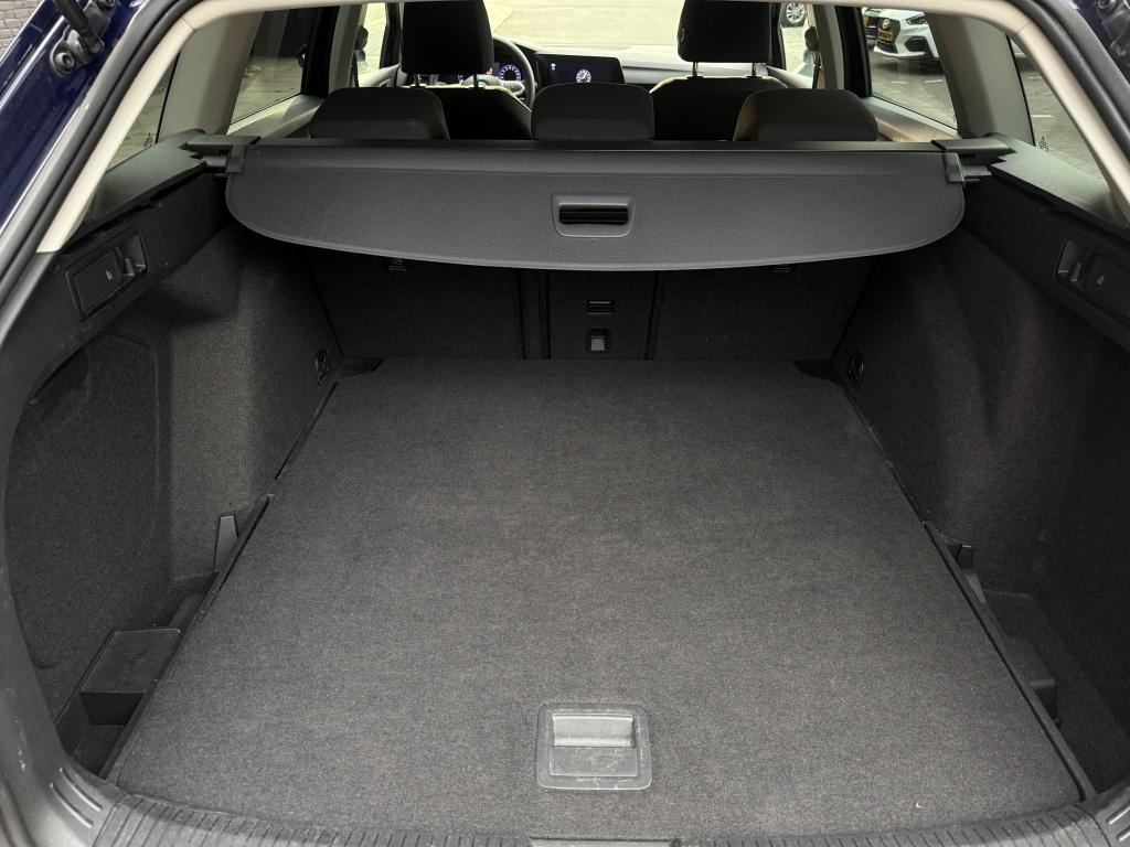 Volkswagen Golf variant 1.5 etsi life business