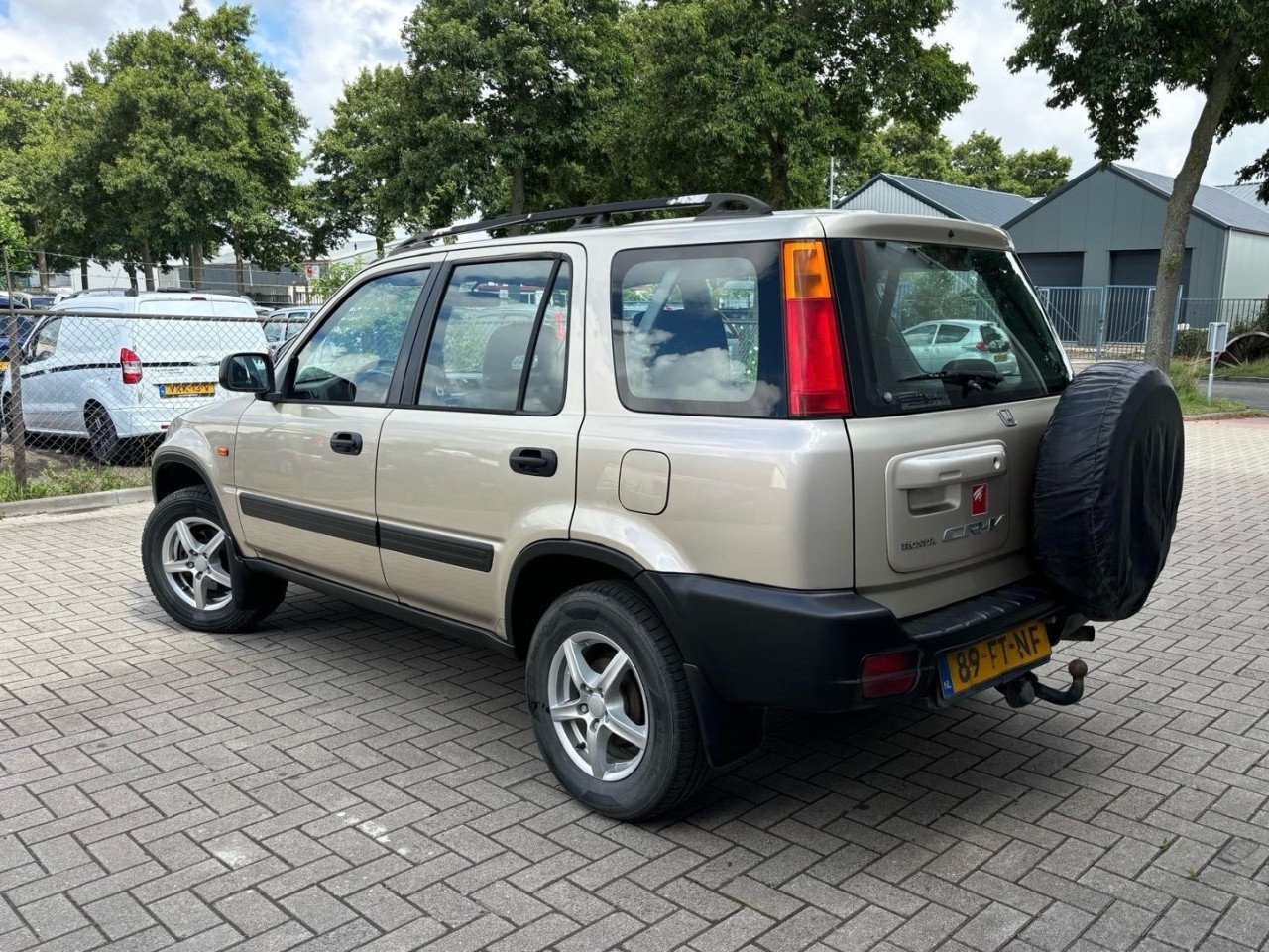Honda CR-V 2.0I-16V LS Airco/ Trekhaak/Jaar Apk