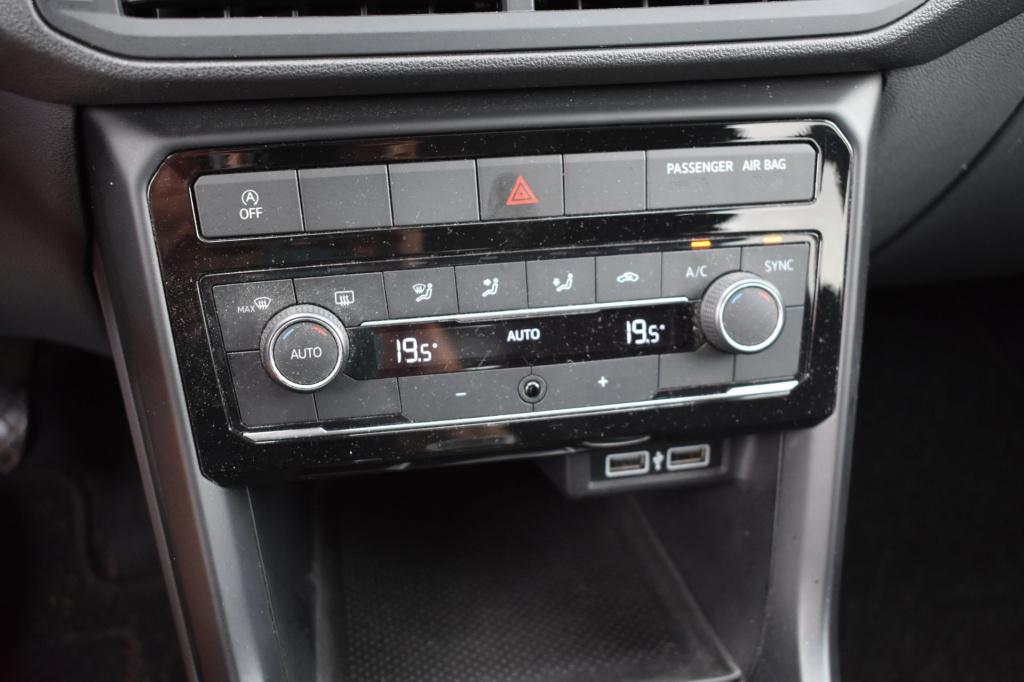 Volkswagen T-cross 1.0 tsi life | camera | trekhaak | apple carplay | andro