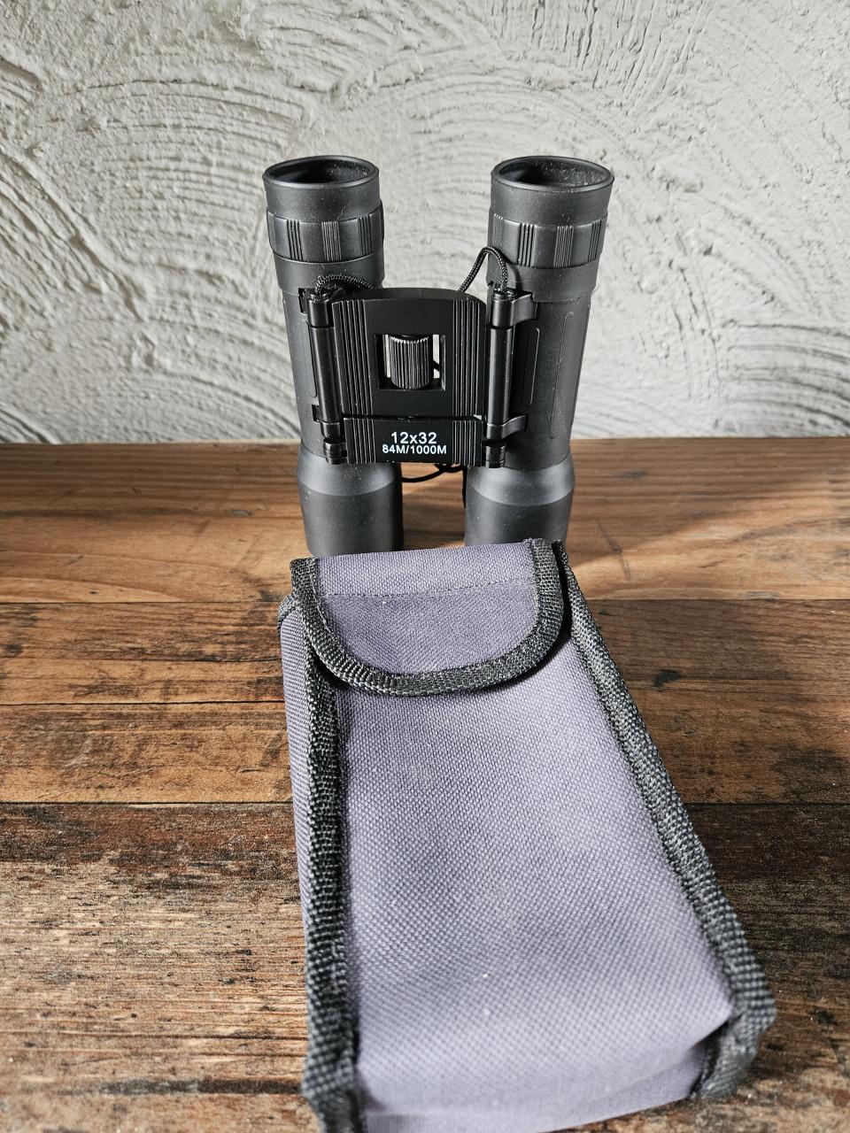 Mooie krachtige rubberen Verrekijker 12x32 met tasje