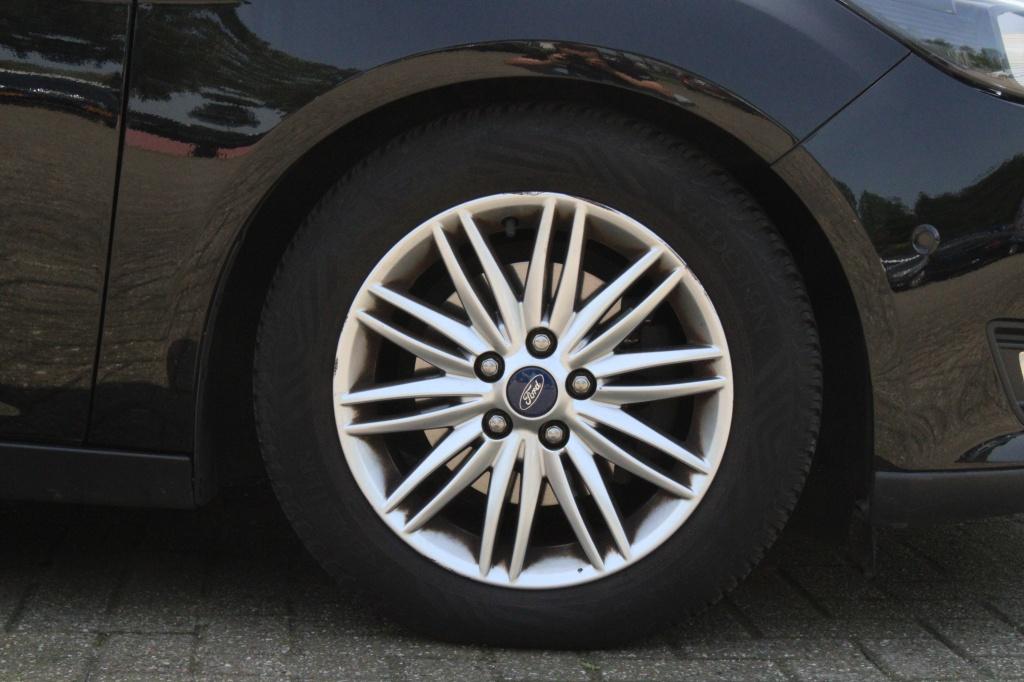 Ford Focus wagon 1.0 titanium