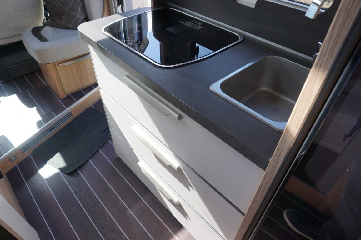 Knaus Sky TI 650 MEG Platinum Selection 9 Traps Automaat 2021 met 40.000km