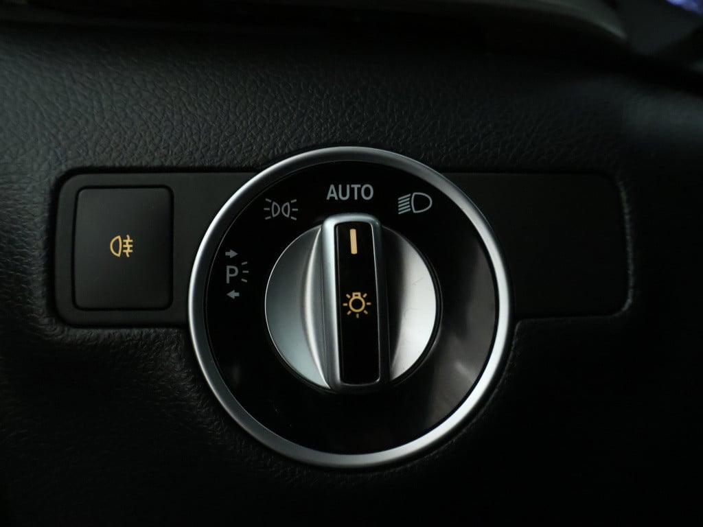 Mercedes-Benz B-Klasse 180 ambition | panoramadak | memory stoel | climate 