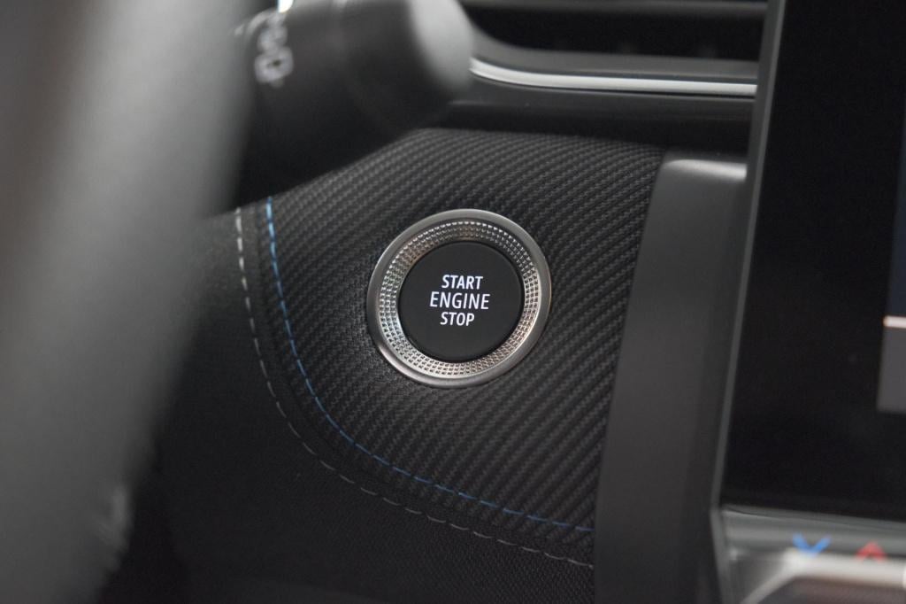 Renault Captur 1.8 e-tech full hybrid 160 esprit alpine | 360 camera | dode