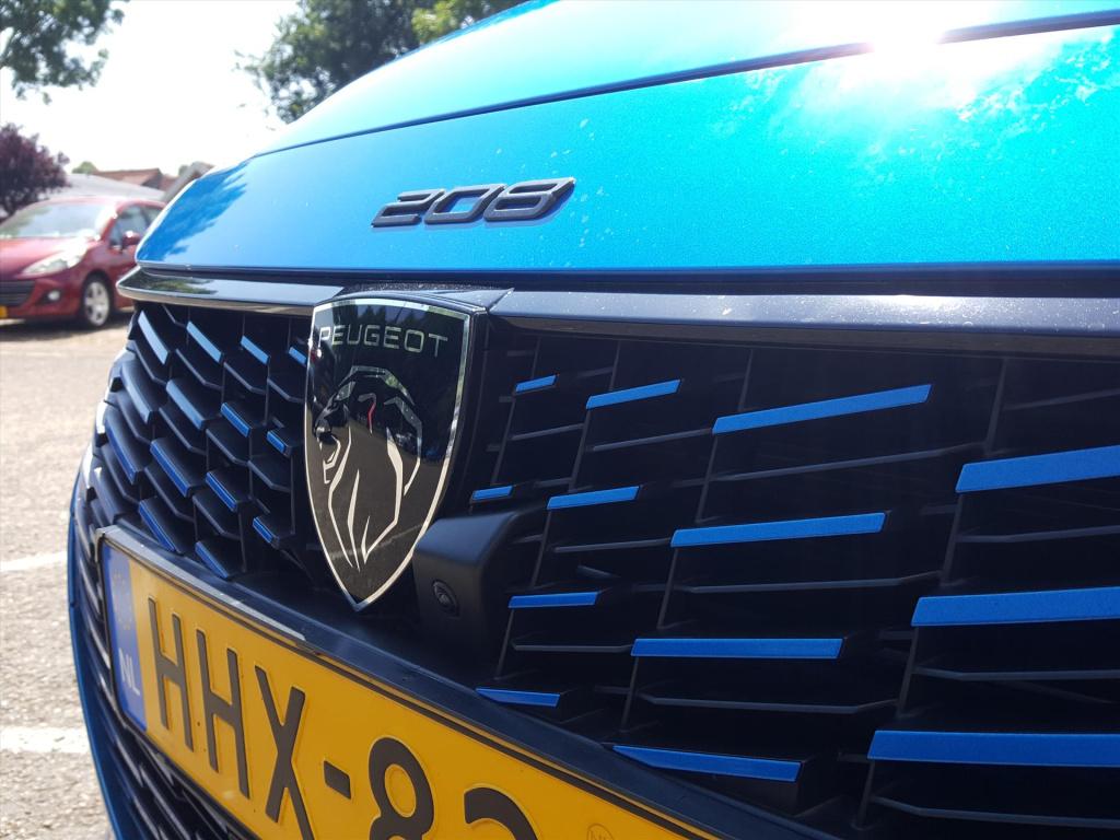 Peugeot 208 gt 1.2 hybrid 145pk e-dcs6 automaat apple carplay & android | n