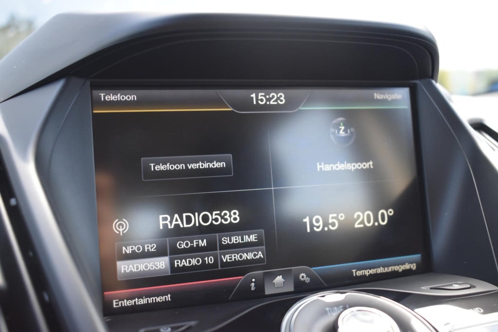 Ford Kuga 1.5 titanium | volledig dealer onderhouden | trekhaak | 1800kg tr