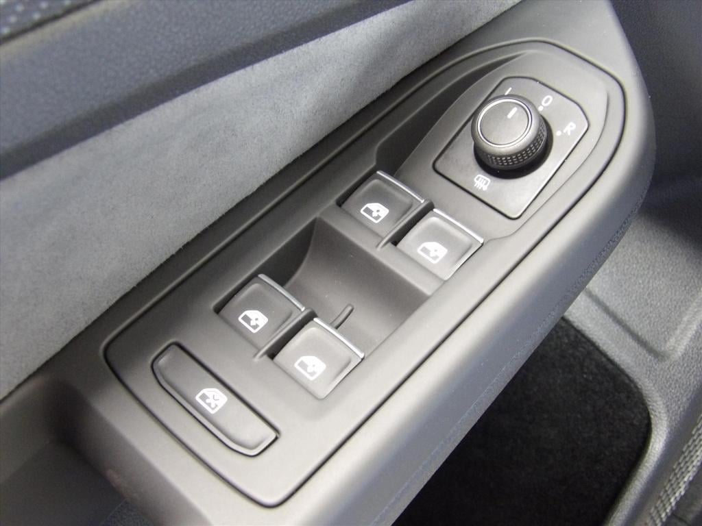 Volkswagen Golf 1.5 etsi 130pk 7-dsg r-line