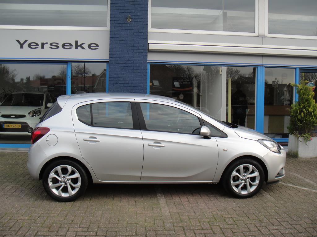 Opel Corsa 1.4 online edition nl auto apple carplay navigatie