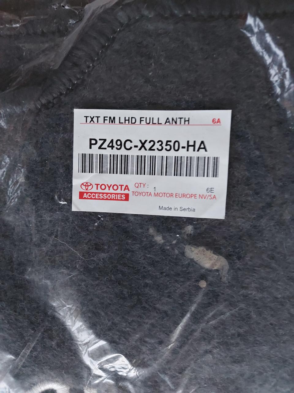 4 mattenset Toyota Rav4