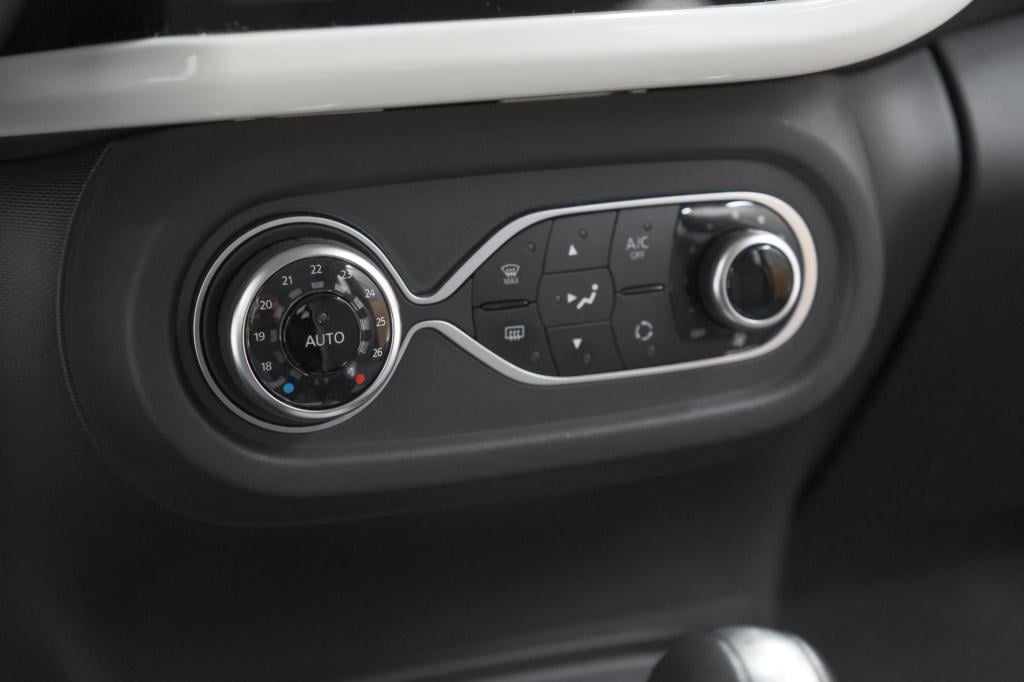 Renault Twingo z.e. r80 collection | lage kilometerstand | apple carplay | 