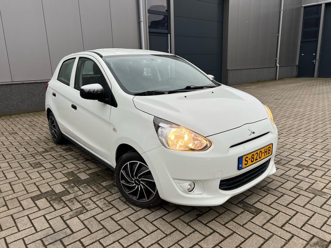 Mitsubishi Space Star 1.0 Entry 117.938KM