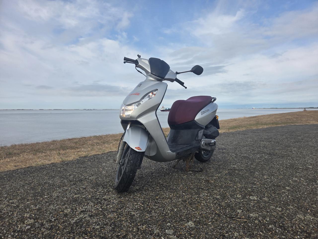 Peugeot Kisbee