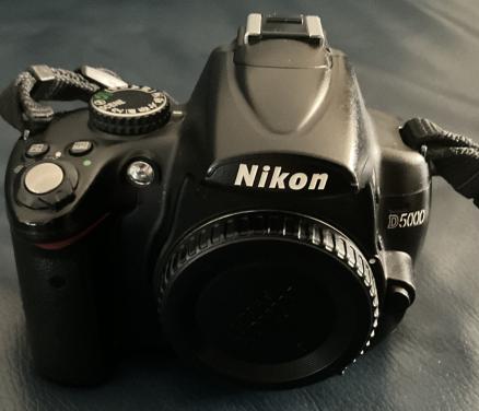 Nikon body D5000