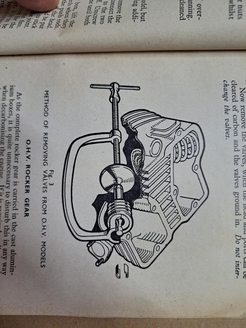 Ariel Hunter 1952